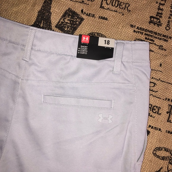 Under Armour NWT! Loose Grey Short Size 18 - Picture 8 of 14